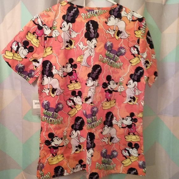 Disney mock scrub top - Picture 4 of 6